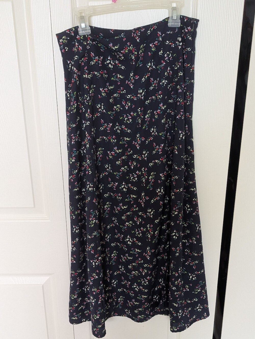 Lulu's A Line Floral Midi Skirt With Small Slit